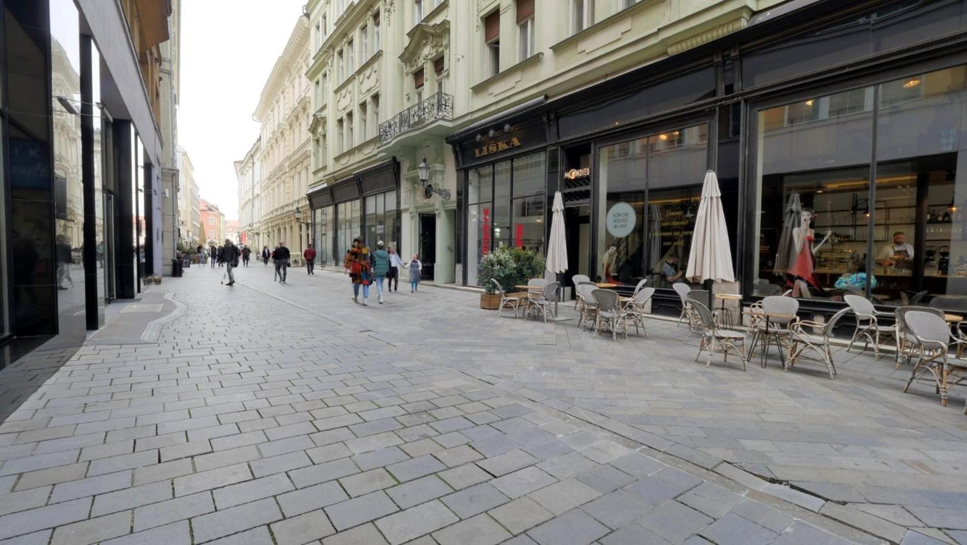 Velky 3I Apartman V Centre Mesta Bratysława Zewnętrze zdjęcie